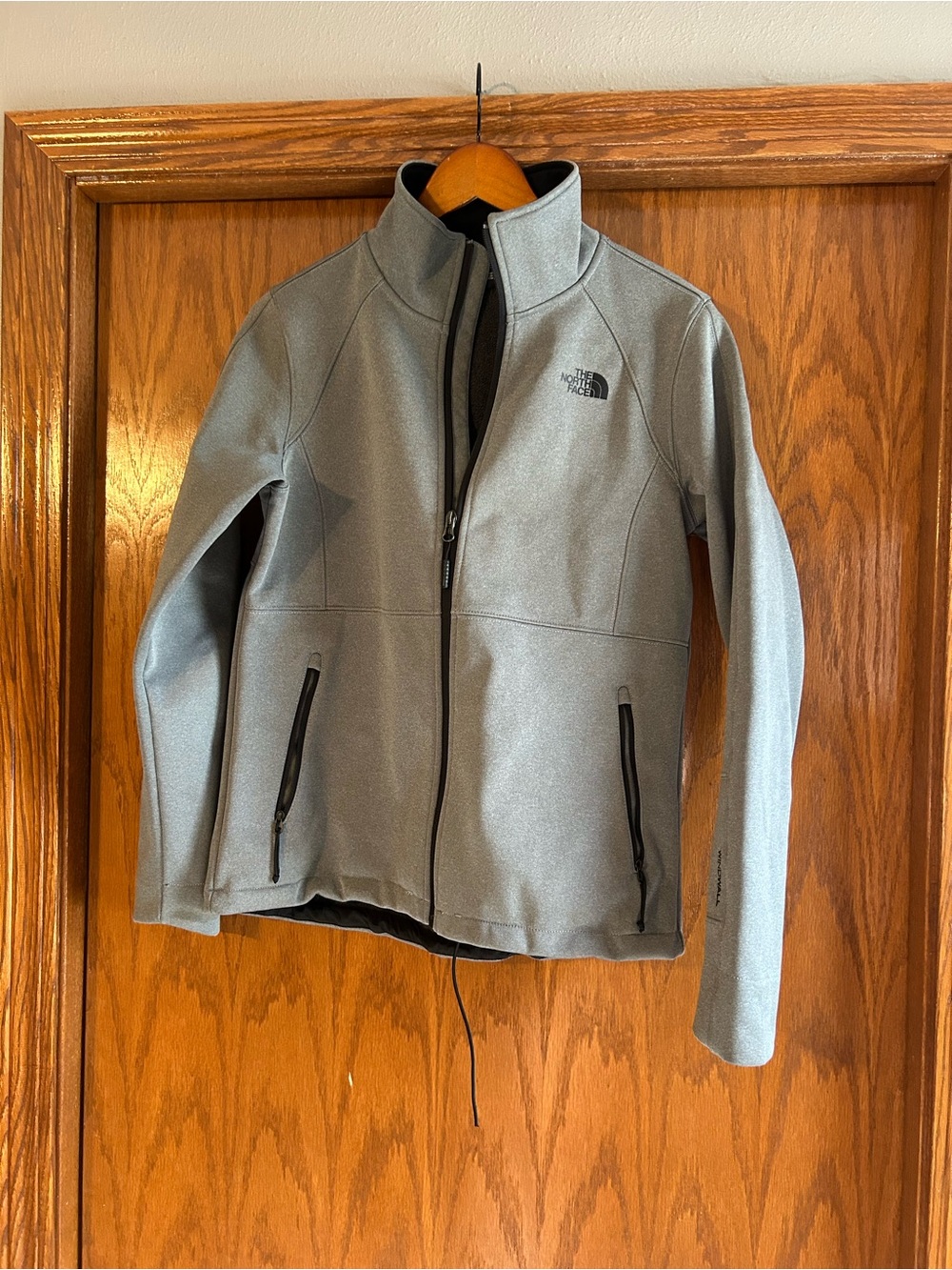 The North Face Women's Light Gray Softshell Jacket
